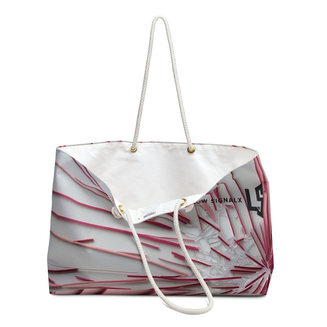 Stylish Weekender Bag with Modern Floral Design - Travel Tote for Summer Escapes
