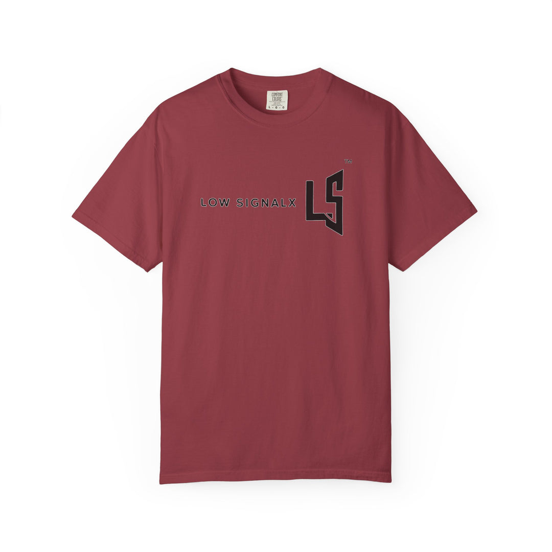 Low SignalX Graphic Tee – Minimalist Techwear Style T-Shirt