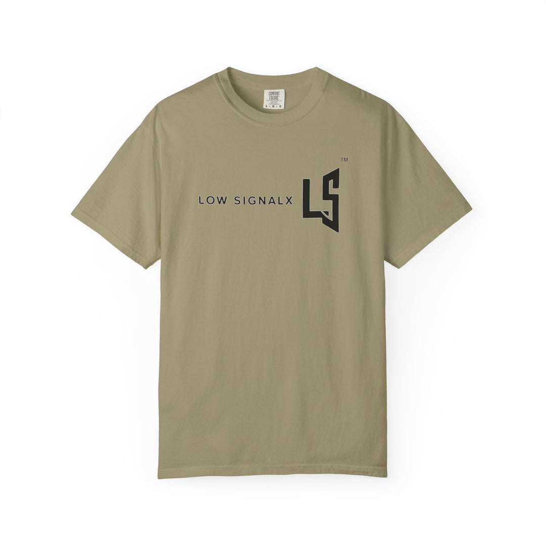 Low SignalX Graphic Tee – Minimalist Techwear Style T-Shirt